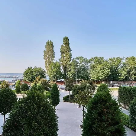 Apartment South Bay - Monk Varna
